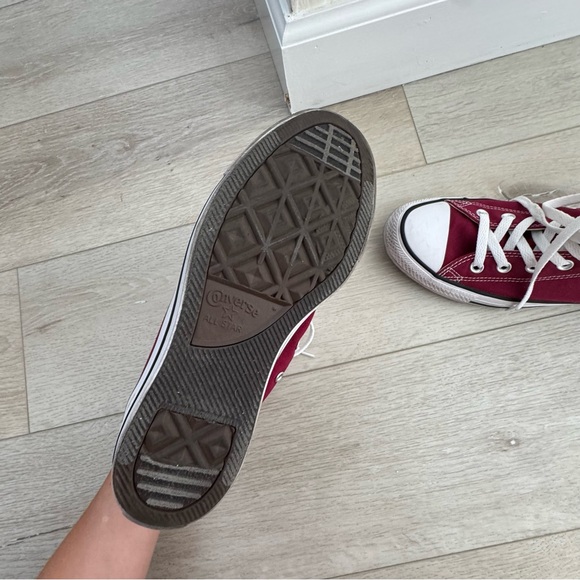 Converse Chuck Taylor All Star Maroon High-Top Sneakers - Picture 5 of 7